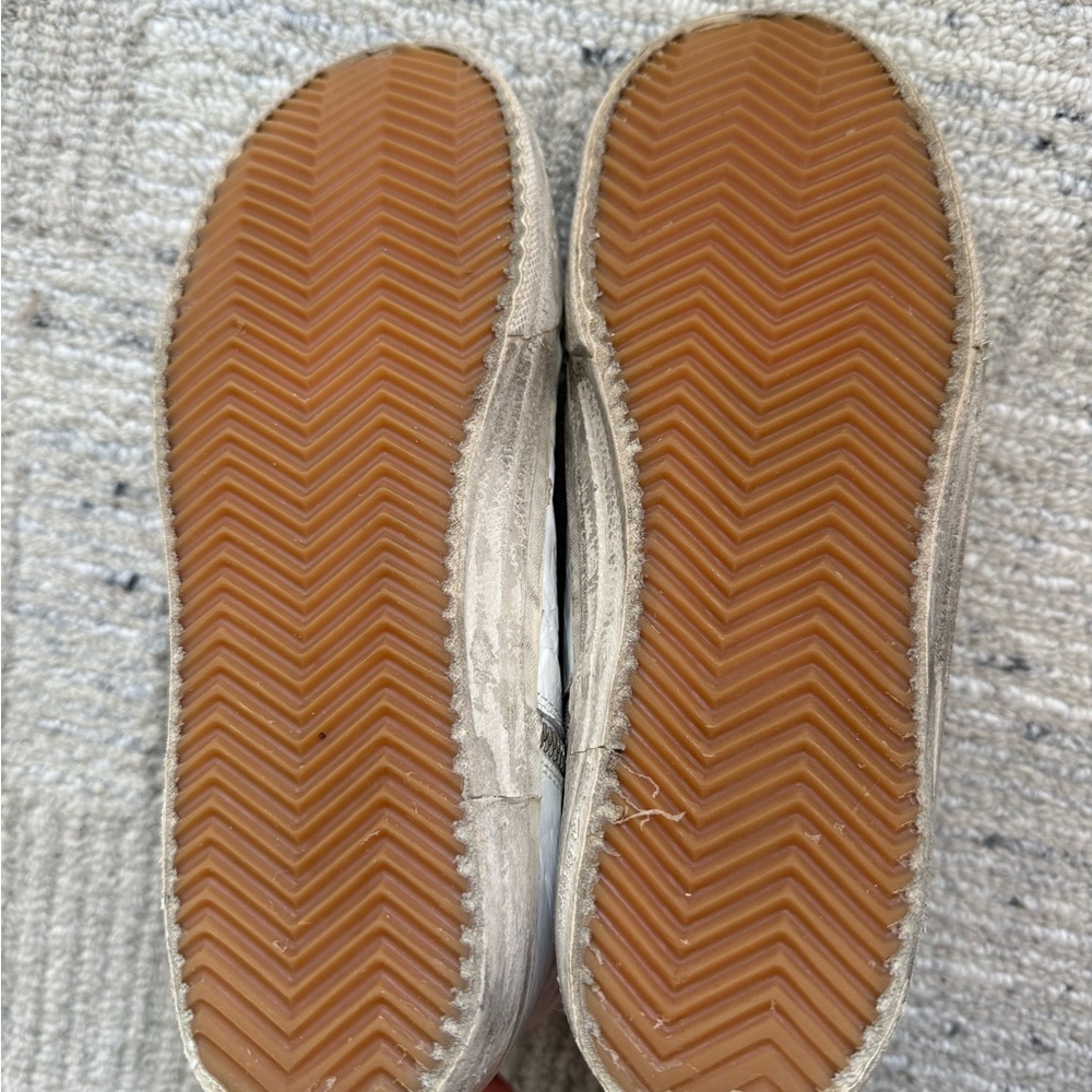 Golden Goose White & Gray High-Top Sneakers - Picture 4 of 6